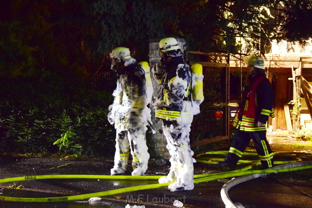 Grossfeuer Einfamilienhaus Siegburg Muehlengrabenstr P0499.JPG - Miklos Laubert